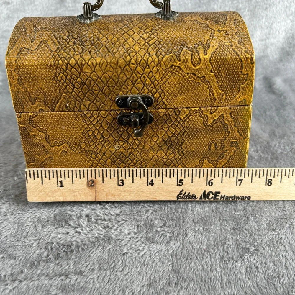 Vintage Snakeskin Embossed Treasure Chest Jewelry Box Bronze Handle Latch Yellow